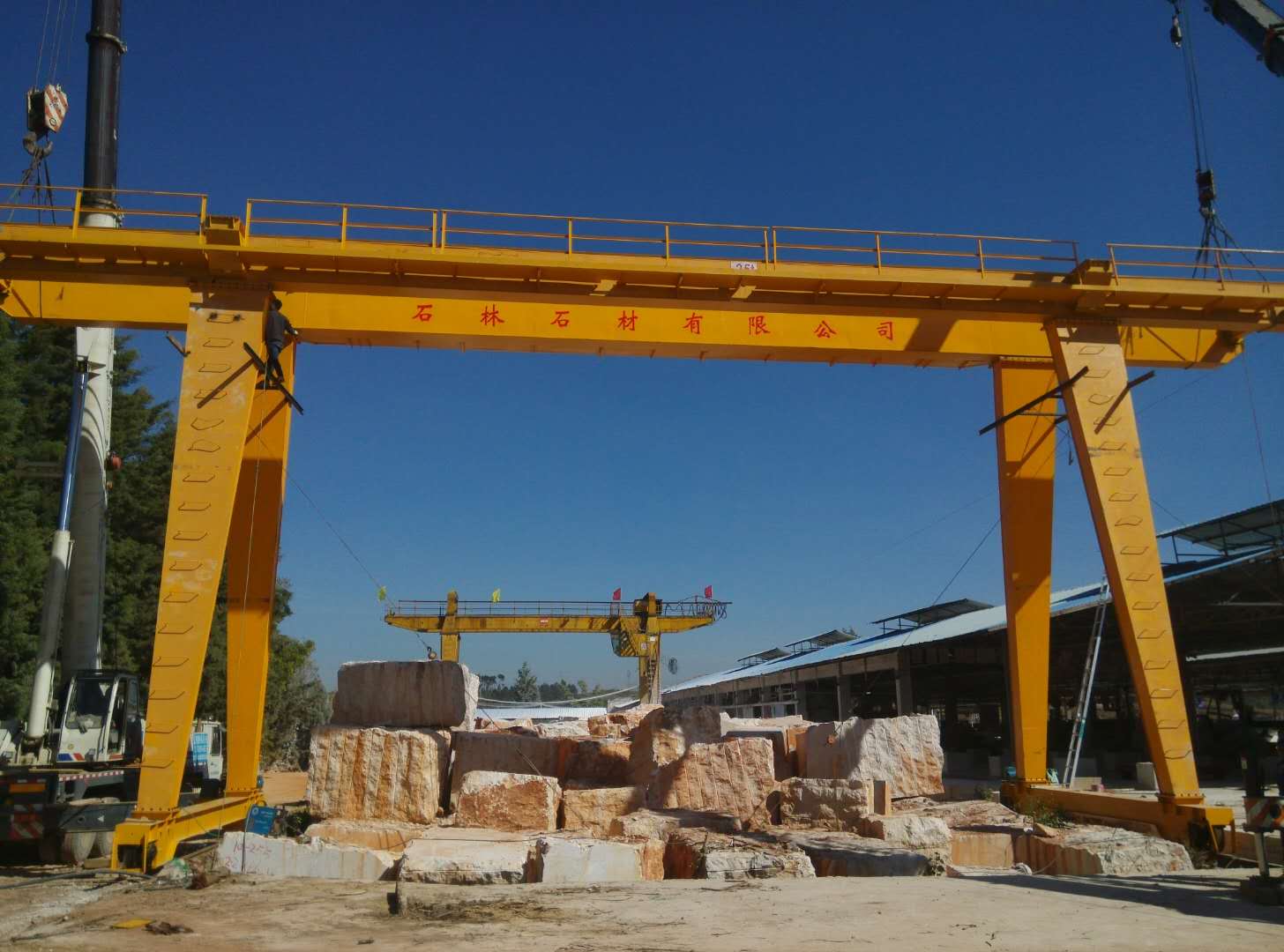 雲南昆明石林龍門吊豫正廠家維保年檢