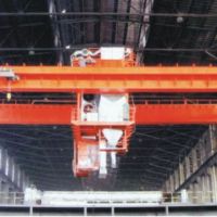 專業供應碳素吸料天車，性能好價格優