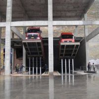 新疆喀什液壓翻板卸車平台直銷