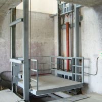 寧波起重機北侖液壓升降固定式貨運平台安裝，年檢，銷售，保養