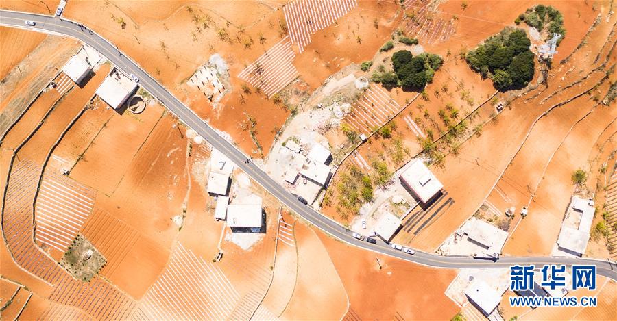 （新華視界）（1）貴州1307公裏縣鄉公路改善工程通過交工驗收