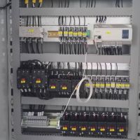 河南聖斯起重流水線電器櫃