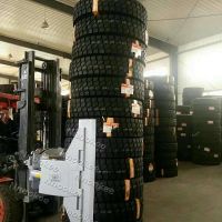 諾克叉車屬具輪胎夾用於輪胎搬運多個工程胎搬運堆垛