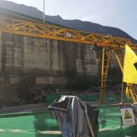 宜昌市夷陵區簡易龍門吊起重機各種型號起重機，行吊廠家直銷