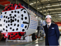 矢誌奉獻新產業 不辭長做盾構人 ——記我國盾構產業的開拓者、奠基人之一李建斌（一）