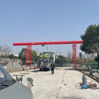 湖北省宜昌市興山縣龍門吊，行吊，門式起重機