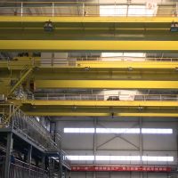 南寧新型電動吊鉤橋式起重機可定製