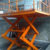 重慶起重機-液壓升降平台