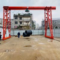 武漢上包下花門式起重機製作安裝現場