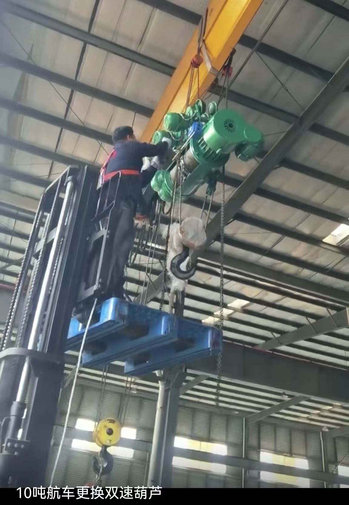 成都維修保養起重機、電動葫蘆維修 成都維修行車 龍門吊